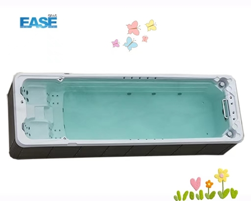 Migliora il tuo spazio esterno con la nostra piscina infinita