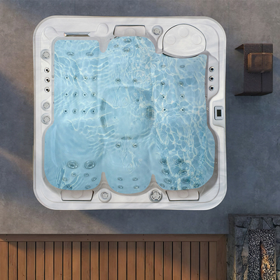 Vasca idromassaggio personalizzabile con disinfezione UV e sistema di controllo Balboa