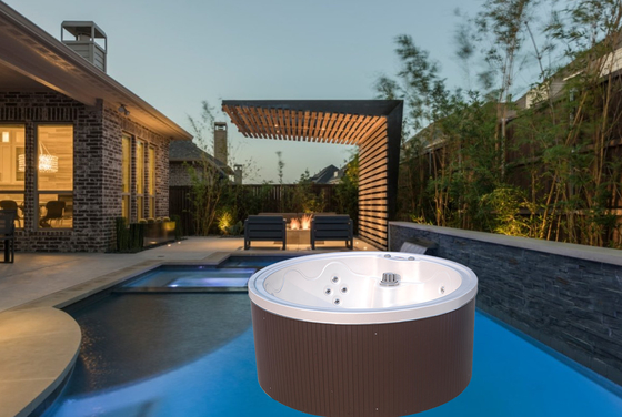Vasca idromassaggio acrilica da 5 persone con riscaldatore da 3 kW e altoparlanti Bluetooth