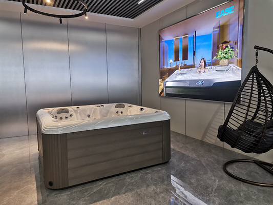 Aggiornate la vostra collezione di spa con vasca idromassaggio e piscina per 6 persone